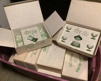 Moeeer tea sets several styles to choose from.