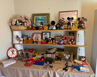 floral, Mickey collectibles, clock, decor