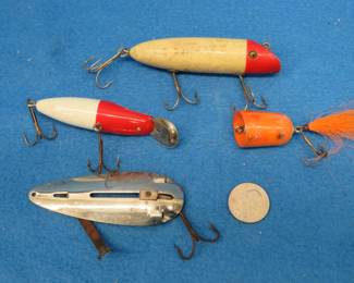 Lot 59. South-Bend Bass-Oreno, Millsite Floater?, and two unidentified baits