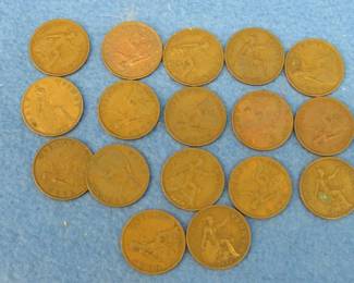 Lot 86. 17 George V U.K. Half Pennies from the 1930s