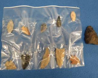 Lot 38. Arrowhead collection. Age and origin unknown.