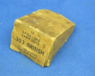 Lot 42. 15 vintage 303 British rounds, the box is in fair to poor condition