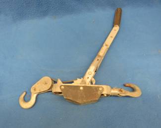 Lot 298. 2-ton made in America Mini-Mule come-along