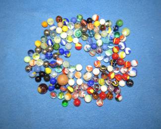 Lot 316. Marble collection