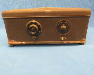 Lot 187. Antique Atwater Kent Model 35 radio for parts or repair