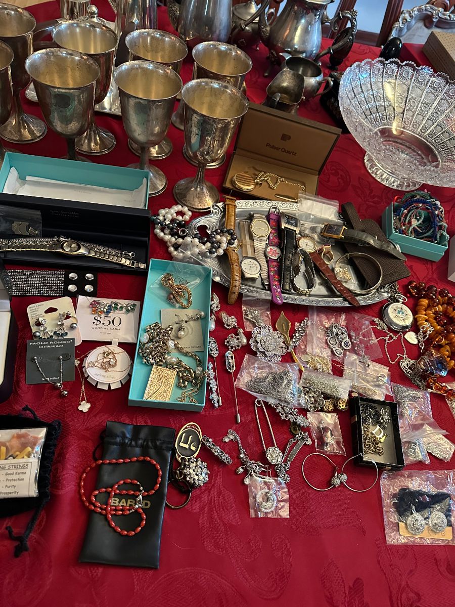 Manhattan Beach Tag Sale by M&B Eldorado... starts on 1/22/2026