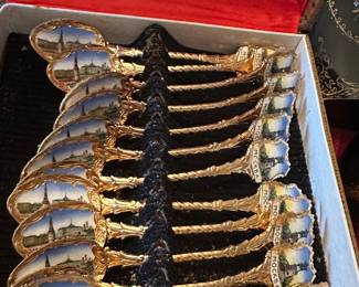 Enamel decoration spoons 