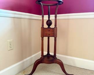 Georgian mahogany wig stand