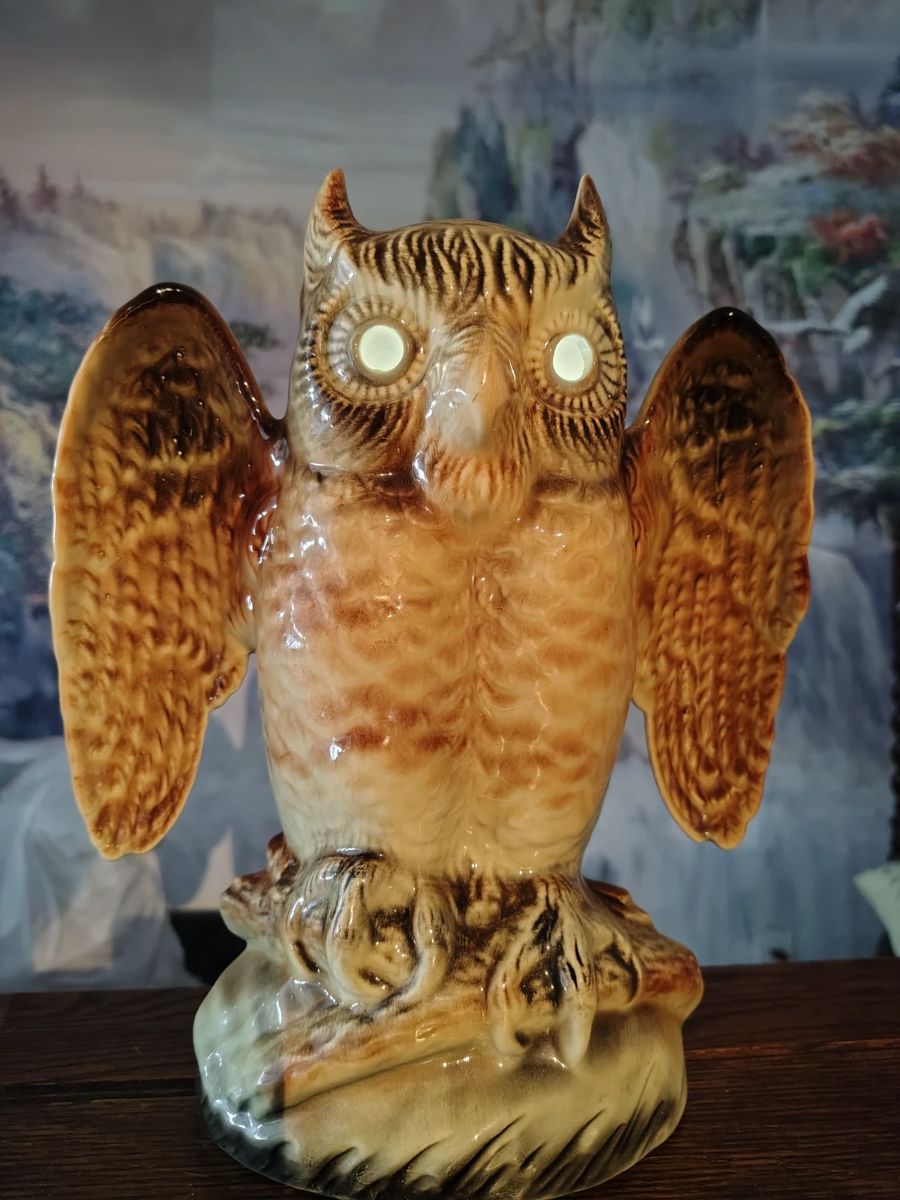 Tall owl pottery lamp