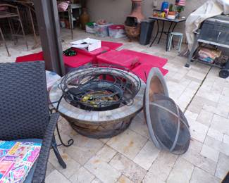 Outdoor fountain/firepit.