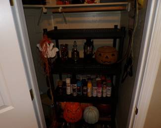 Halloween Décor, Spray Paint