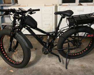 Custom Jeep Electric (Bafang Mid-Drive Conversion) Fat Tire Full Suspension Mountain Bike - (NOTE: For Parts - Needs Work)