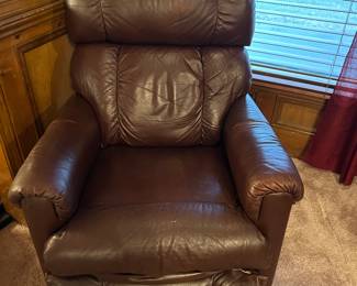 RECLINER