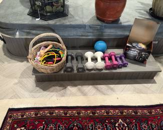 Exercise equipment, dumbbell