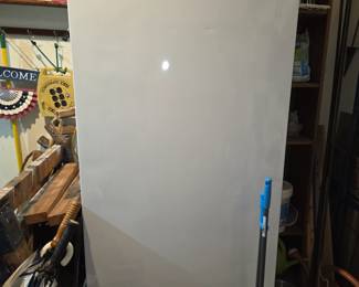 Upright freezer