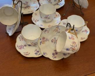 Carlsbad Hand-Painted Floral Porcelain Tea Set with Gold Accents - Service for 8