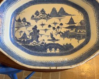Antique Chinese Export Canton Oval Platter - Chinoiserie Landscape