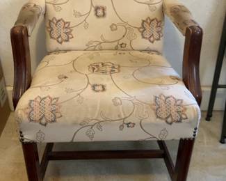 Traditional Upholstered Armchair with Floral Cream Jacquard Fabric