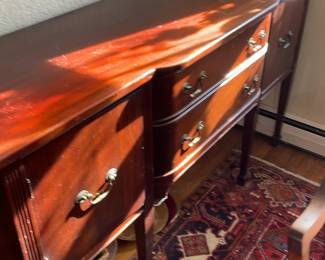 Traditional Mahogany Finish Serpentine Sideboard Buffet 66 x 20 x 37