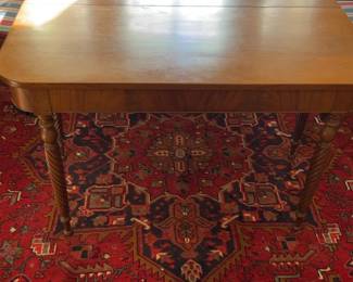 Vintage Traditional Wooden Extension Dining Table with Turned Legs