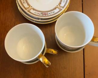 Mimosa Floral Porcelain Tea Cup and Saucer Set with Gold Trim - Set of 4