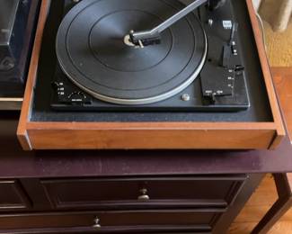 Dual 1210 Vintage Automatic Turntable with Wood Plinth