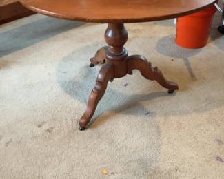 Mahogany Tilt Top Breakfast Table