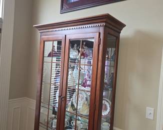 Display cabinet w/storage drawers