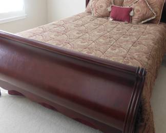 sleigh queen bed and bedding