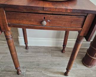 vintage small side table with leaves