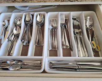 large set of utensils