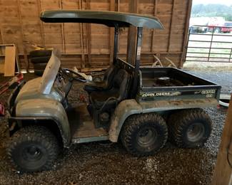 John Deere Gator