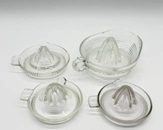 96 VintageClearGlassCitrusJuicers