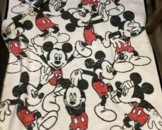 Mickey Mouse throw/blanket