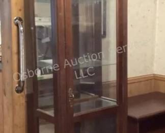 Curio cabinet