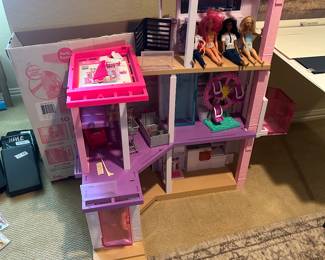 Barbie doll house
