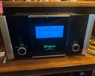McIntosh MC501 Power Amplifier 2 of 2