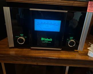 McIntosh MC501 Power Amplifier 1 of 2