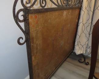 Fire screen.