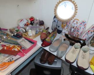 Ladies shoes and boots, sizes 7, 7.5 and 8.