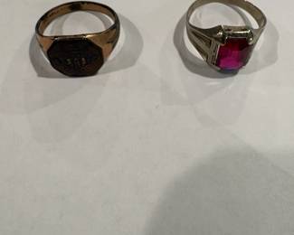 10 K with red stone, WWI 14 K gold ring