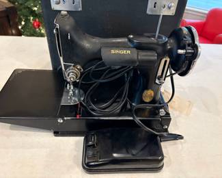 Singer featherweight