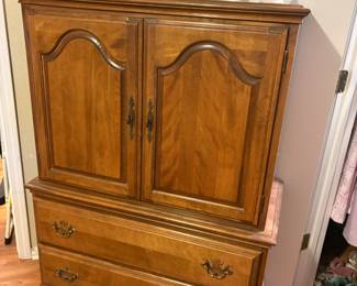 chest armoire