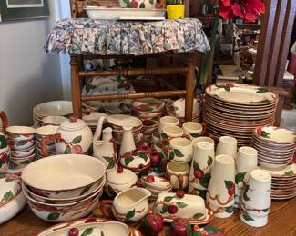 Fransican 'Apple'  Sitting on A excellent round oak table w/ 4 Chairs