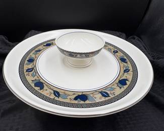 Mikasa Chip & Dip Set  