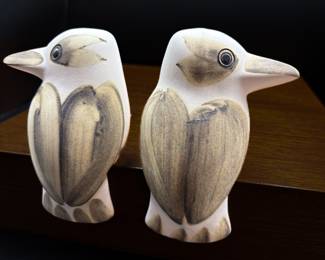Vintage pottery kookaburra shelf setters