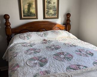 Vintage Queen Bed With Matching …