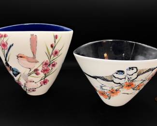 Bone  China Vases Featuring Hand-painted Bird Illustrations
