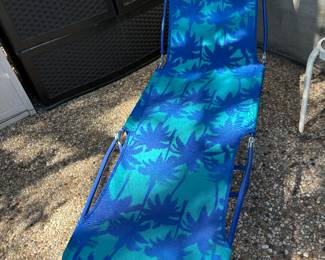 Folding Chaise Lounge 