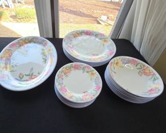 Royal Doulton Expressions English China Blooms